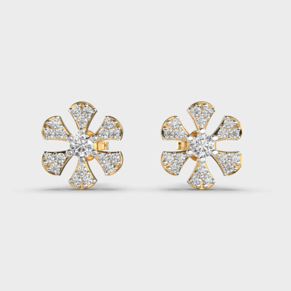 Exquisite Posy Diamond Stud